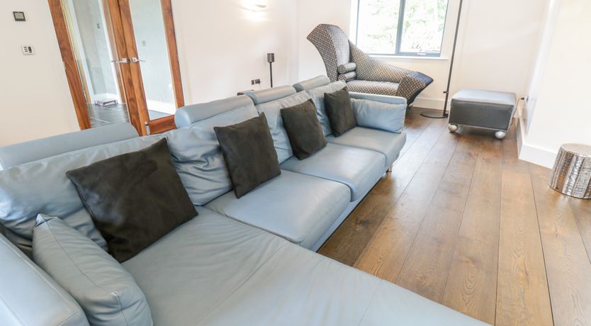 Photo of Lakeside at Louper Weir