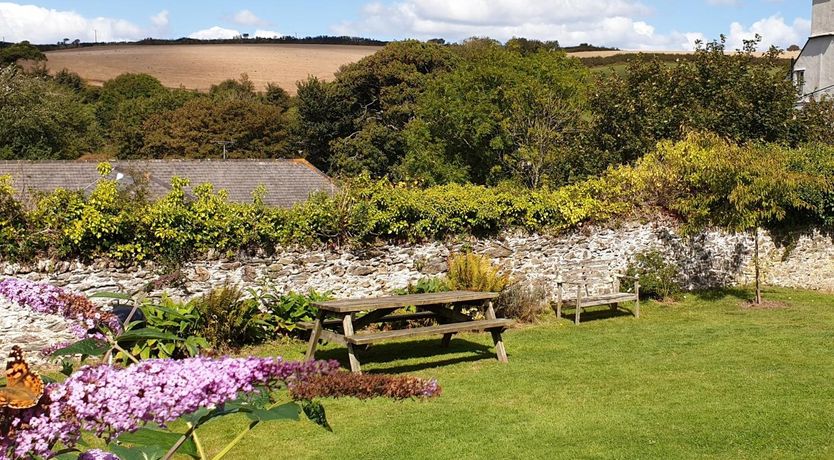 Photo of 2 Bed in Kingsbridge