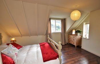 2 Bed in Kingsbridge Apartment