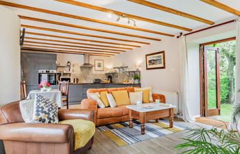 in Kingston  (LPEAR) Holiday Cottage