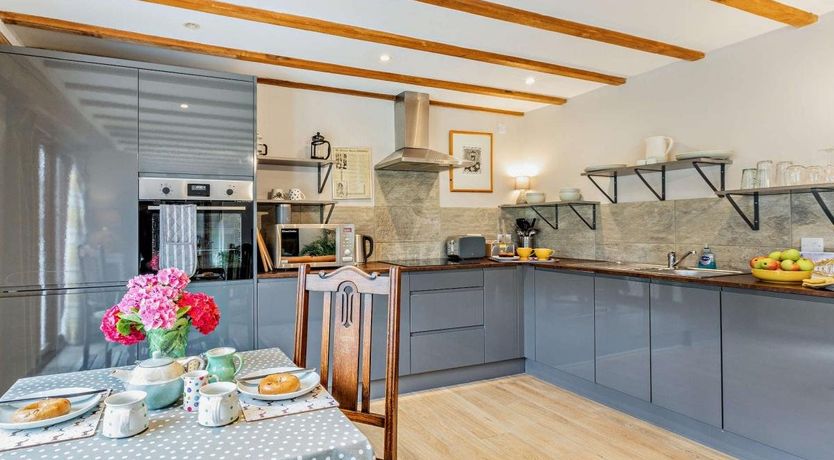 Photo of 1 Bed in Kingston