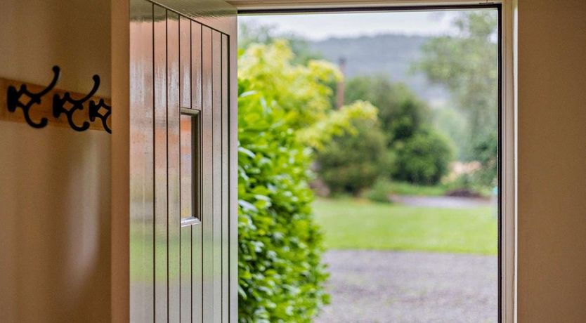 Photo of 2 Bed in Rushbury