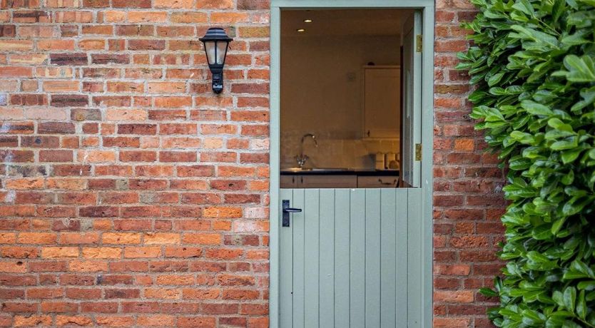 Photo of 2 Bed in Rushbury