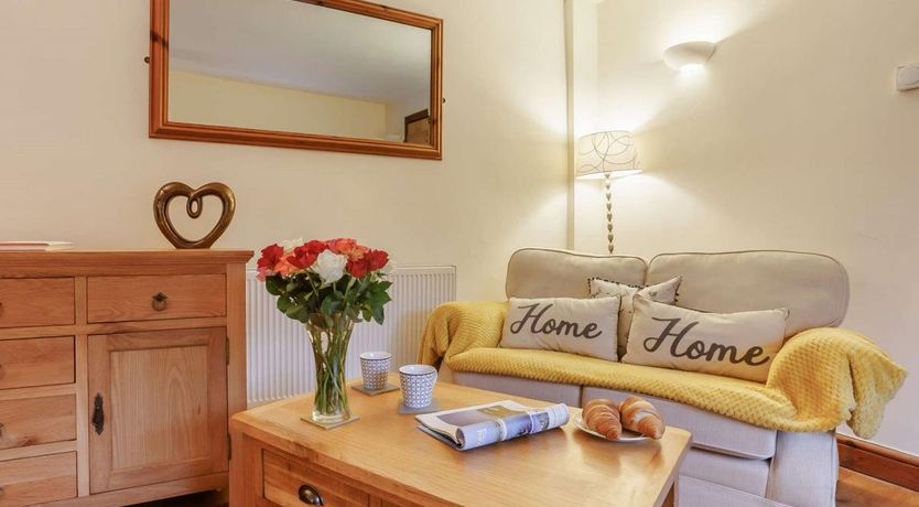 Photo of 3 Bed in Swimbridge