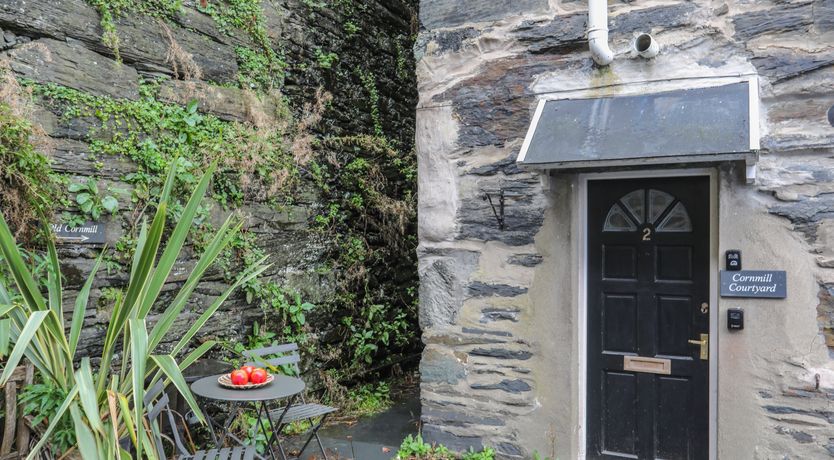 Photo of Cornhill Courtyard