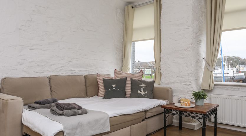 Photo of Cornhill Courtyard