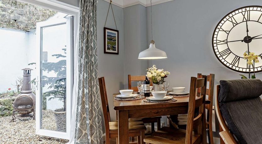 Photo of 2 Bed in Newton Abbot