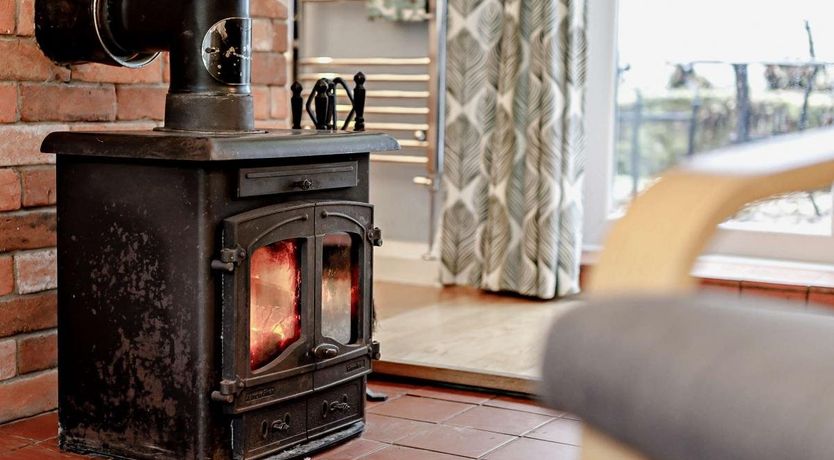 Photo of 2 Bed in Bovey Tracey