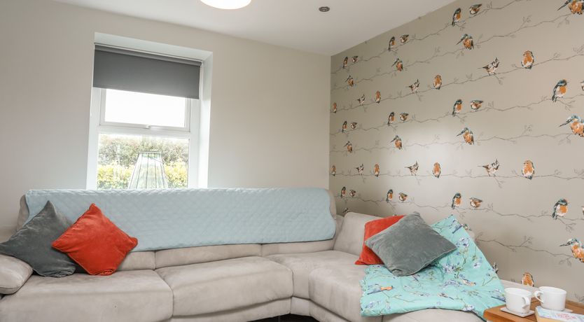 Photo of 2 Tan Rhiw