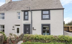 Photo of 2 Tan Rhiw