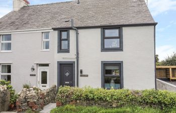 2 Tan Rhiw Holiday Cottage