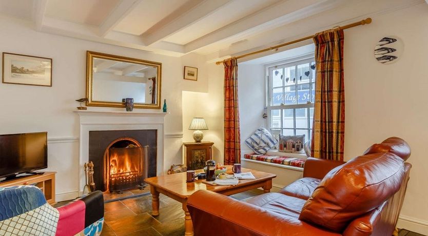 Photo of 2 Bed in Polruan