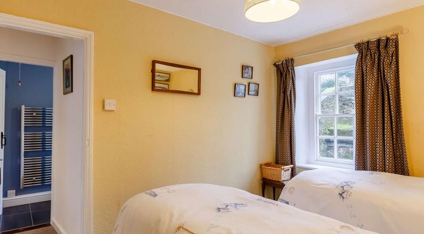 Photo of 2 Bed in Polruan