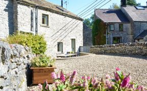 Photo of Cottage in Derbyshire