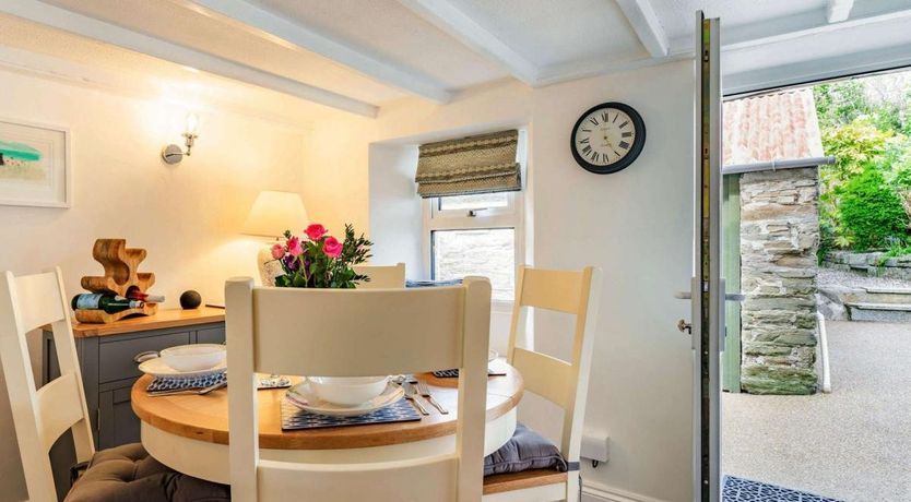 Photo of 2 Bed in St Mabyn