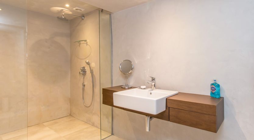 Photo of The Boat House at Louper Weir