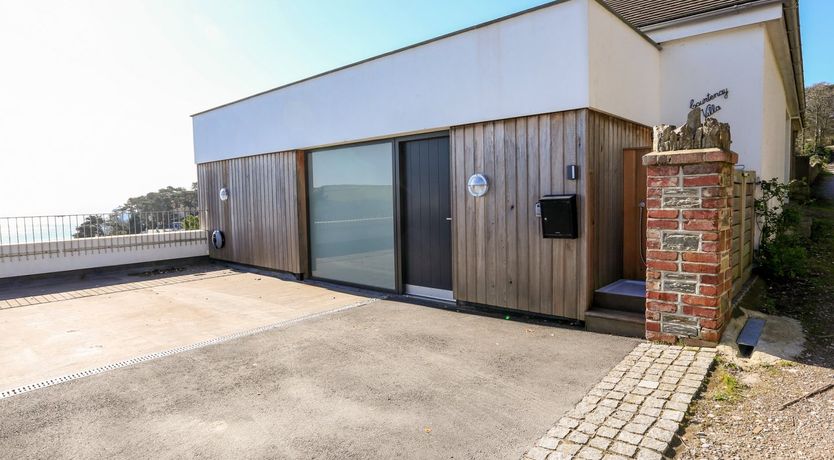 Photo of Courtenay Villa