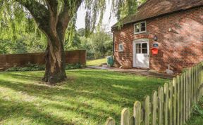 Photo of Weir Cottage