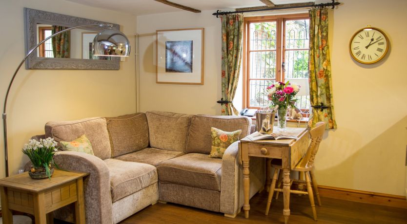 Photo of Weir Cottage