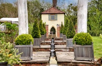 The Folly Holiday Cottage