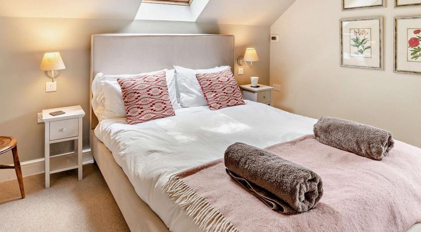 Photo of 1 Bed in Devauden