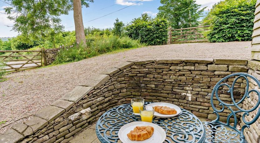 Photo of 1 Bed in Devauden