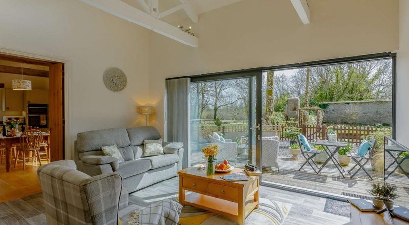 Photo of 1 Bed in Buckland Filleigh