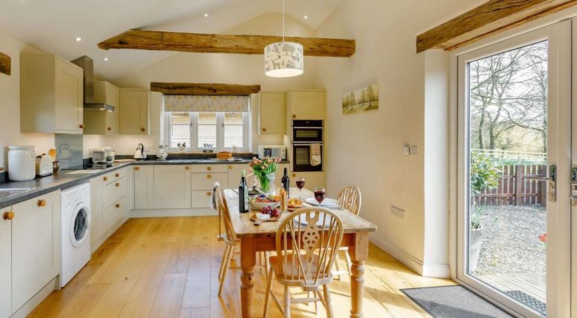 Photo of 1 Bed in Buckland Filleigh