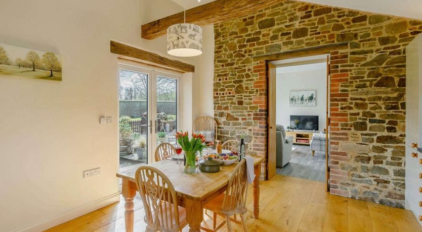 Photo of 1 Bed in Buckland Filleigh