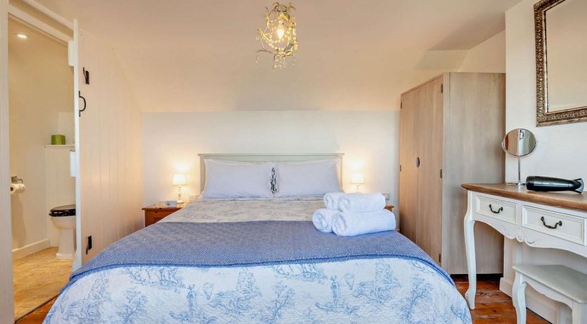 Photo of 4 Bed in Langton Matravers