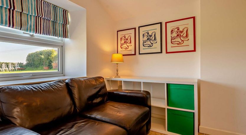 Photo of 4 Bed in Langton Matravers