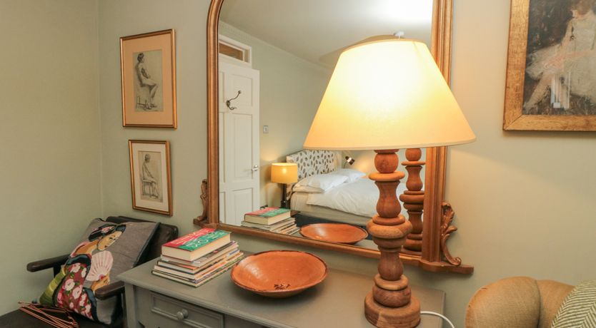 Photo of 5 College Square