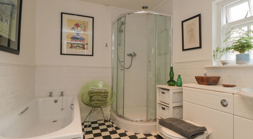 Photo of 5 College Square