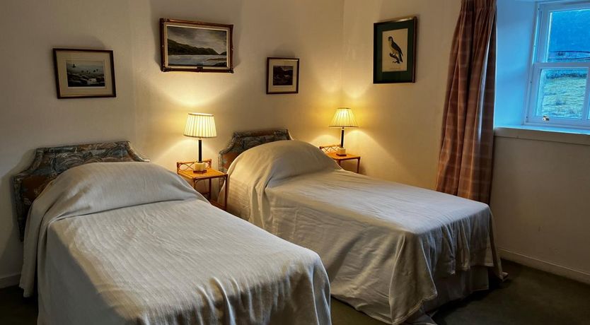 Photo of 4 Bed in Cannich