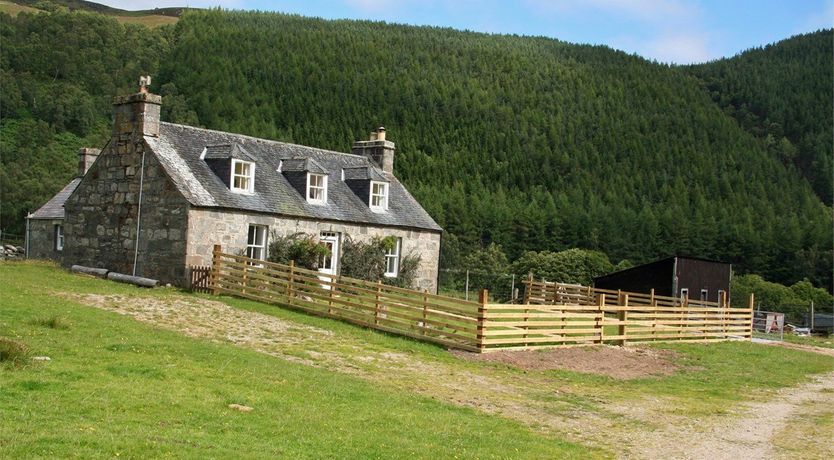 Photo of 4 Bed in Cannich