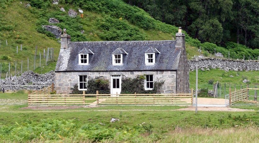Photo of in Cannich (CA243)