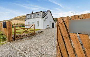 3 Bed in Aberfeldy Holiday Cottage