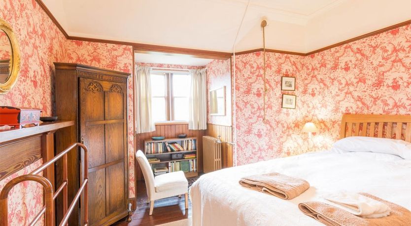 Photo of 6 Bed in Lairg