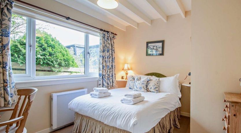 Photo of 3 Bed in Whiting Bay