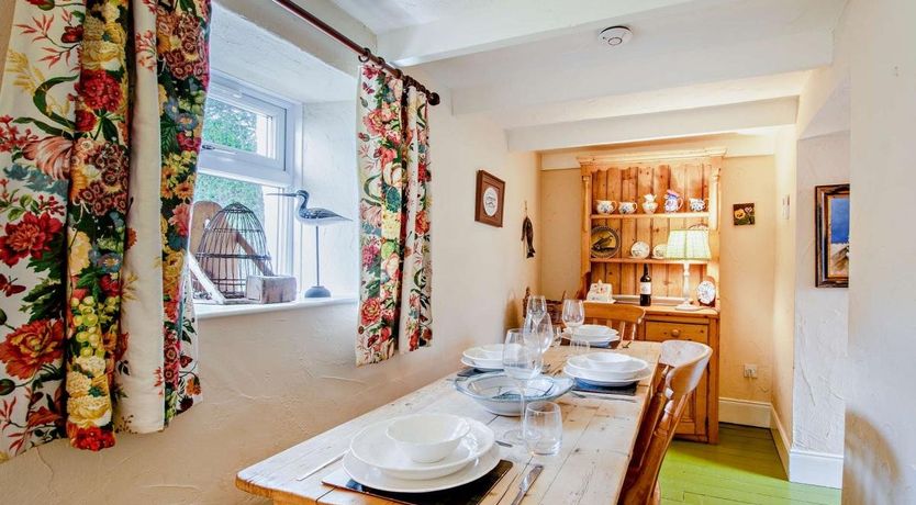 Photo of 3 Bed in Whiting Bay