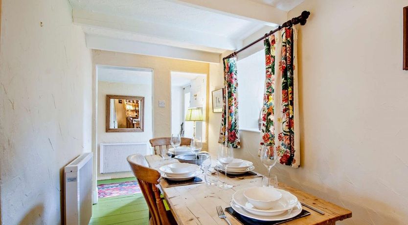 Photo of 3 Bed in Whiting Bay