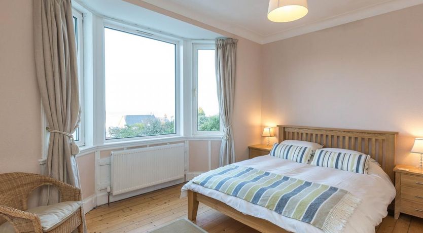 Photo of 3 Bed in Brodick