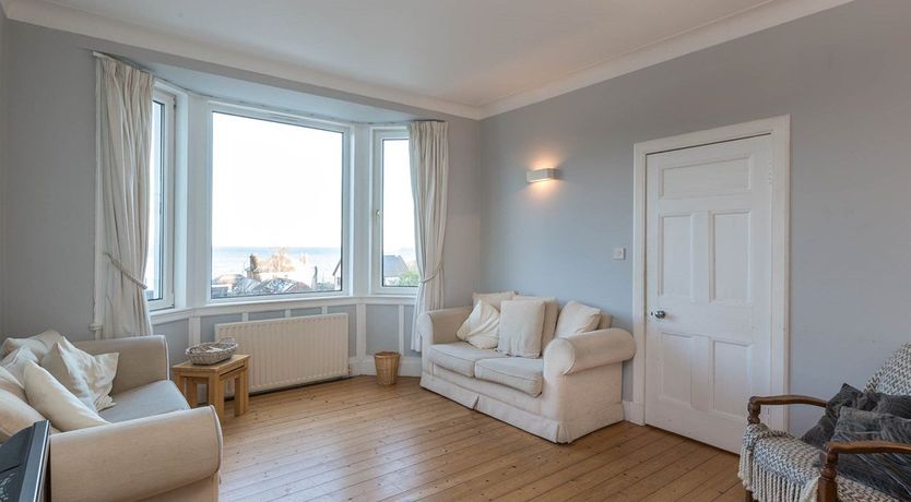 Photo of 3 Bed in Brodick