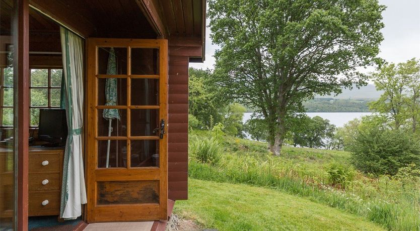 Photo of 2 Bed in Ardeonaig