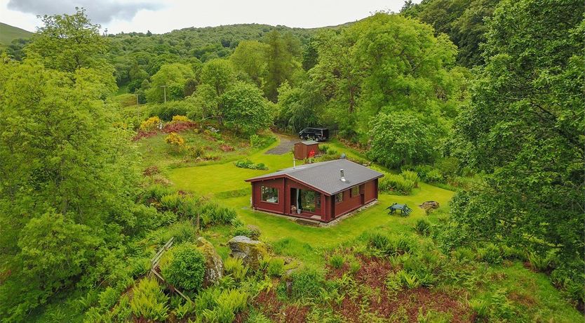 Photo of 2 Bed in Ardeonaig