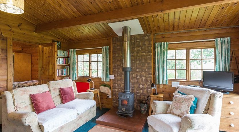 Photo of 2 Bed in Ardeonaig