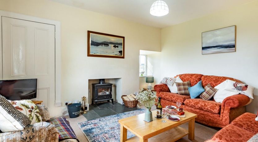 Photo of 3 Bed in Carron