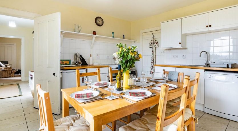 Photo of 3 Bed in Carron