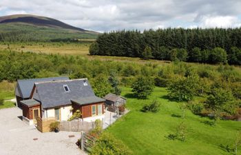 2 Bed in Ardross Holiday Cottage