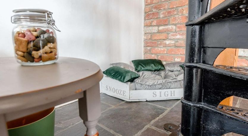 Photo of 1 Bed in Buckland Brewer